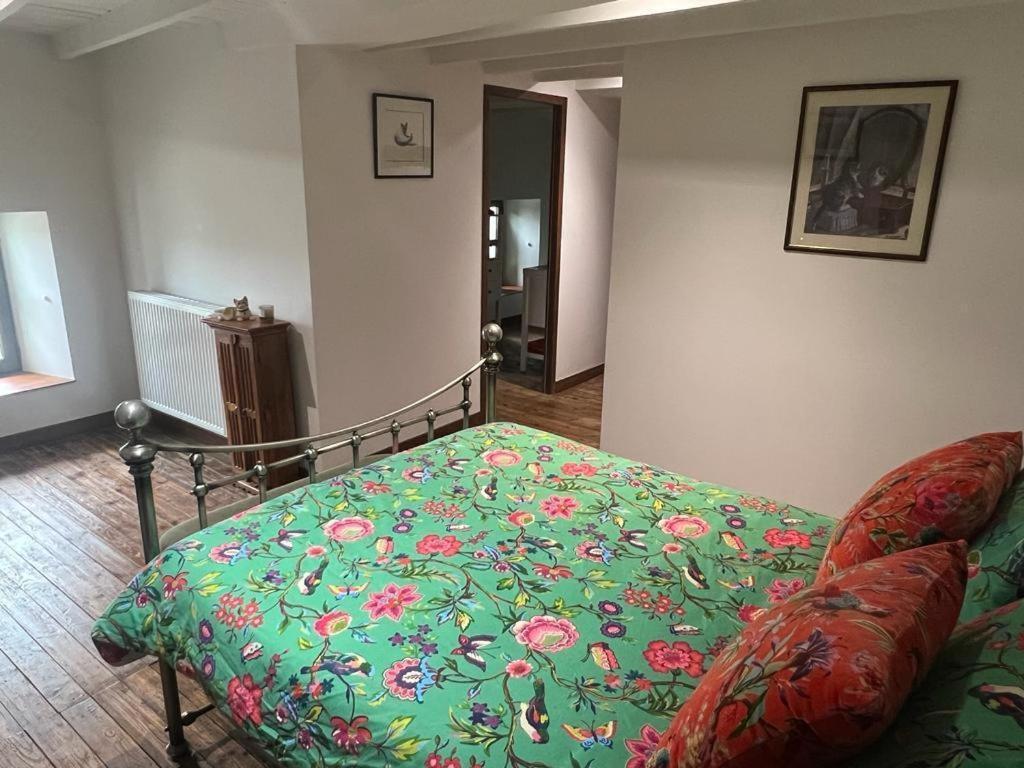 Bed and Breakfast The Little Robin Chevanceaux Екстер'єр фото
