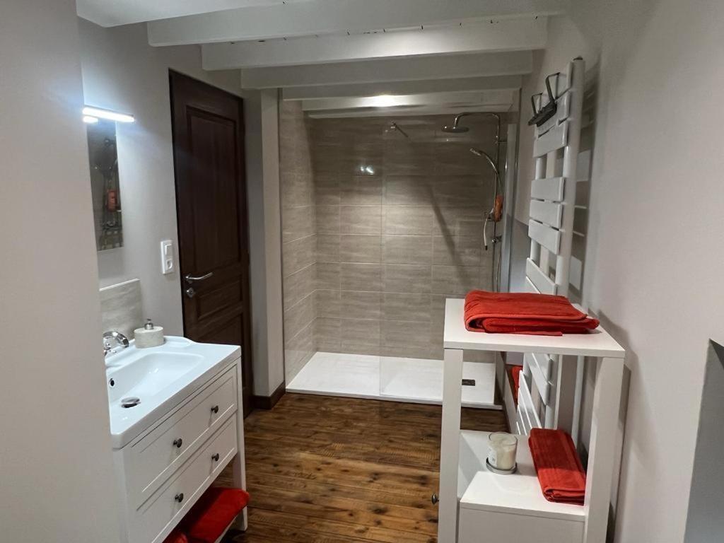 Bed and Breakfast The Little Robin Chevanceaux Екстер'єр фото